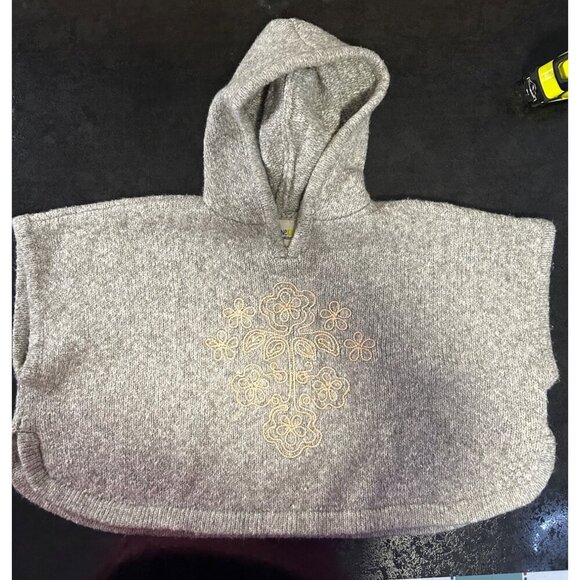 Genuine Kids from OshKosh Gray Hooded Poncho Sweater Embroidered 18M - Picture 7 of 10